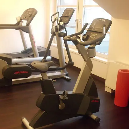 Greif, A Member Of Design 4*