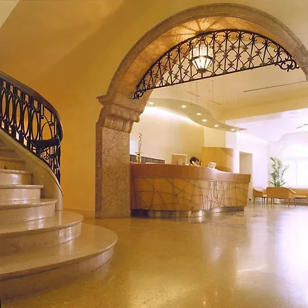 Hotel Greif, A Member Of Design